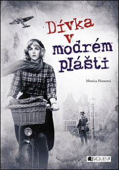 Dívka v modrém plášti